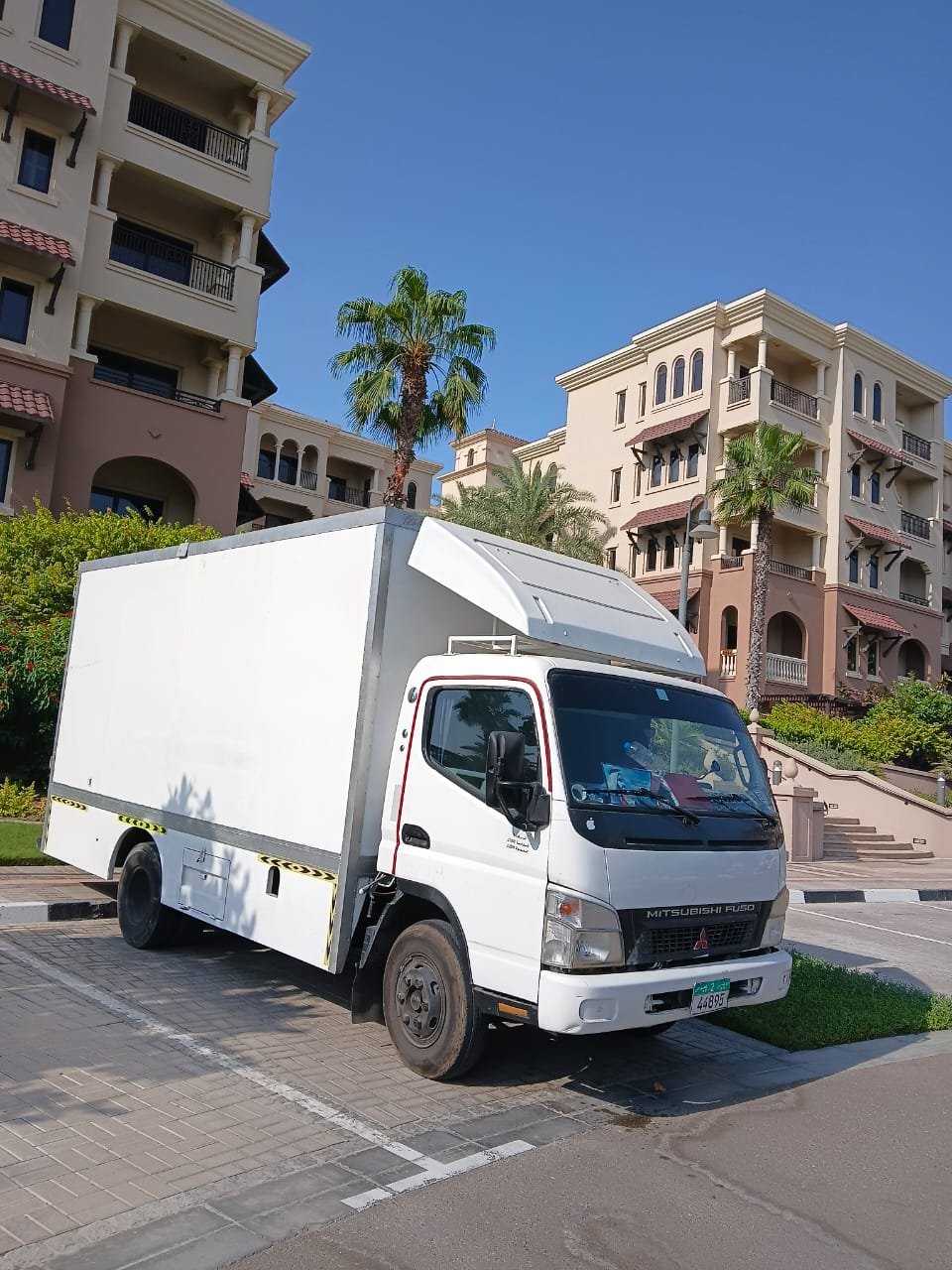 House movers in Abu Dhabi preparing for a home relocation